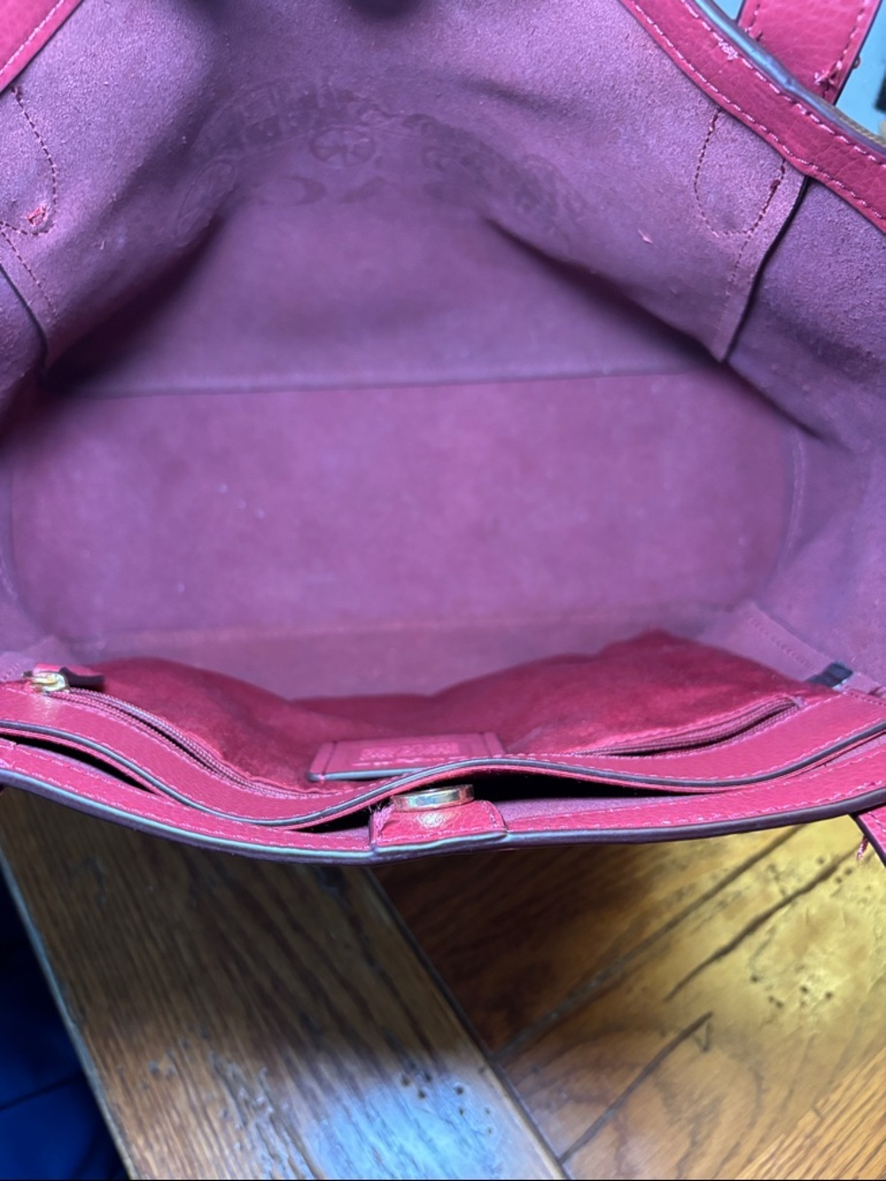 Coach Mollie Tote in Refined Pebble Leather with Horse & Carriage - Berry Multi - Picture 8 of 9